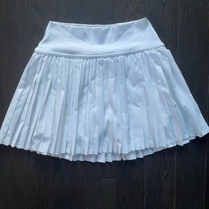 *ALMOST NEW* OFFLINE by Aerie All Aces Tennis Skort (Size XS)